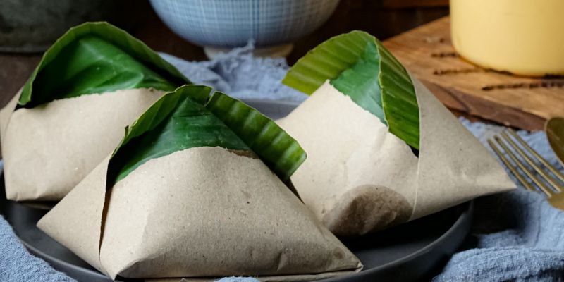 A plate of nasi lemak